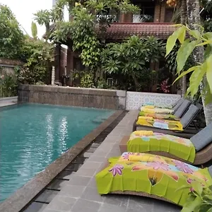 Dewa ** Ubud